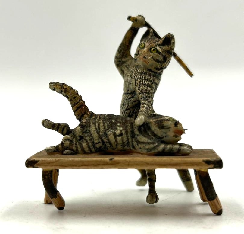 Franz Bergmann Vienna Bronze Figure of Cats 2" x 2" x 1" Austria: Shipping in - House available. Franz Xaver Bergmann was the owner of a Viennese foundry who produced numerous patinated and cold-painted bronze Oriental, erotic and animal figures, the latter often hu