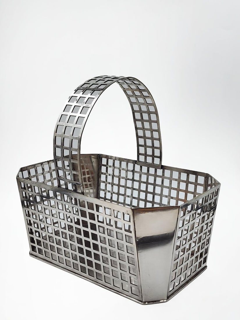 Josef Hoffmann Art Deco Silverplated Basket H: 8" W: 9" D: 5.5"Austria (1 of 4)