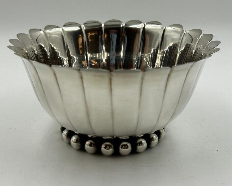 Jean Despres Art Deco Silverplated Centerpiece H: 3" Diam: 5" France: Shipping in - House available Jean Despres was a French jewelry maker and designer best known for his intricate Art Deco jewelry made from semi-precious stones, machine parts, and enamel. Despres' aes