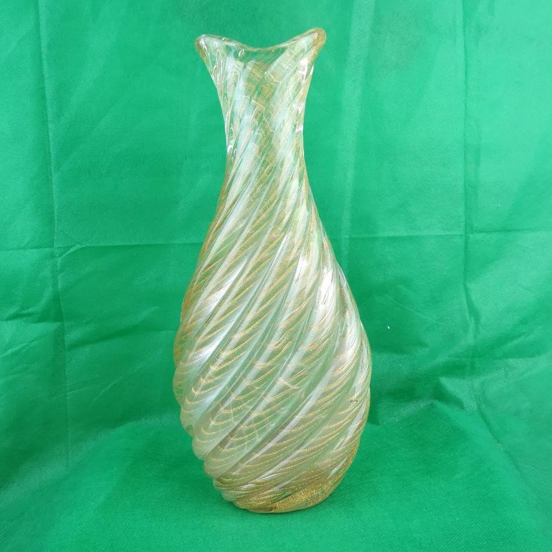 Murano Glass Vase w/gold Inclusions H:12" Italy (1 of 3)