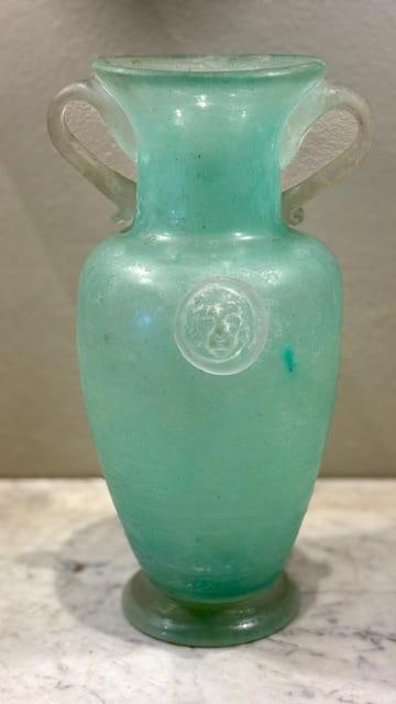 Scavo Murano Art Glass Vase H: 11.5" Italy: Shipping in - House available