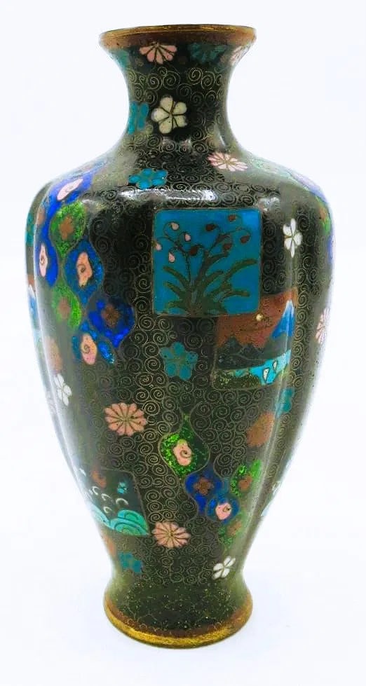Antique Japanese Cloisonne Vase (1890s) H: 5" Diam: 3" (1 of 5)