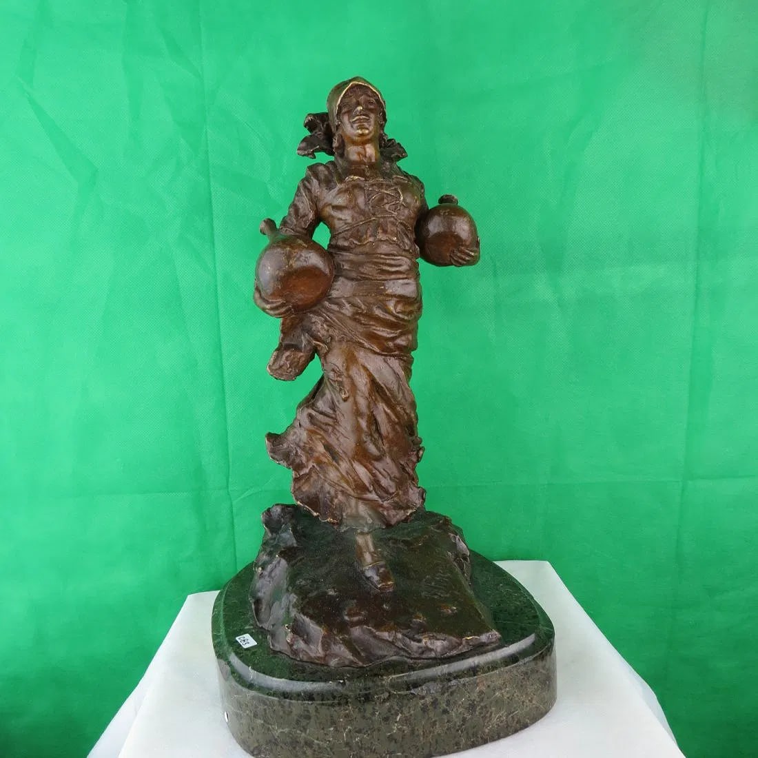 European Bronze Sculpture w/ marble base - Signed H: 15": We have an in-house shipping department to ensure your post-purchase processing is as easy as possible. We encourage you to call us 561-2129413 or contact carstensgalleries@yahoo.com if you have any f