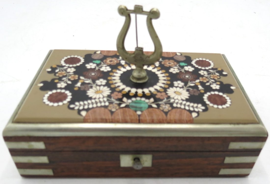 Pietra Dura Box H: 2" W: 6" D: 4" Florence Italy
