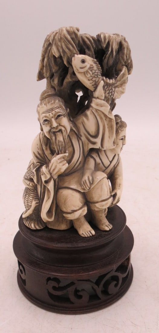 Magnificent Hand Carved Sculpture of Fisherman H: 5" w/ Base H: 7" (1 of 4)