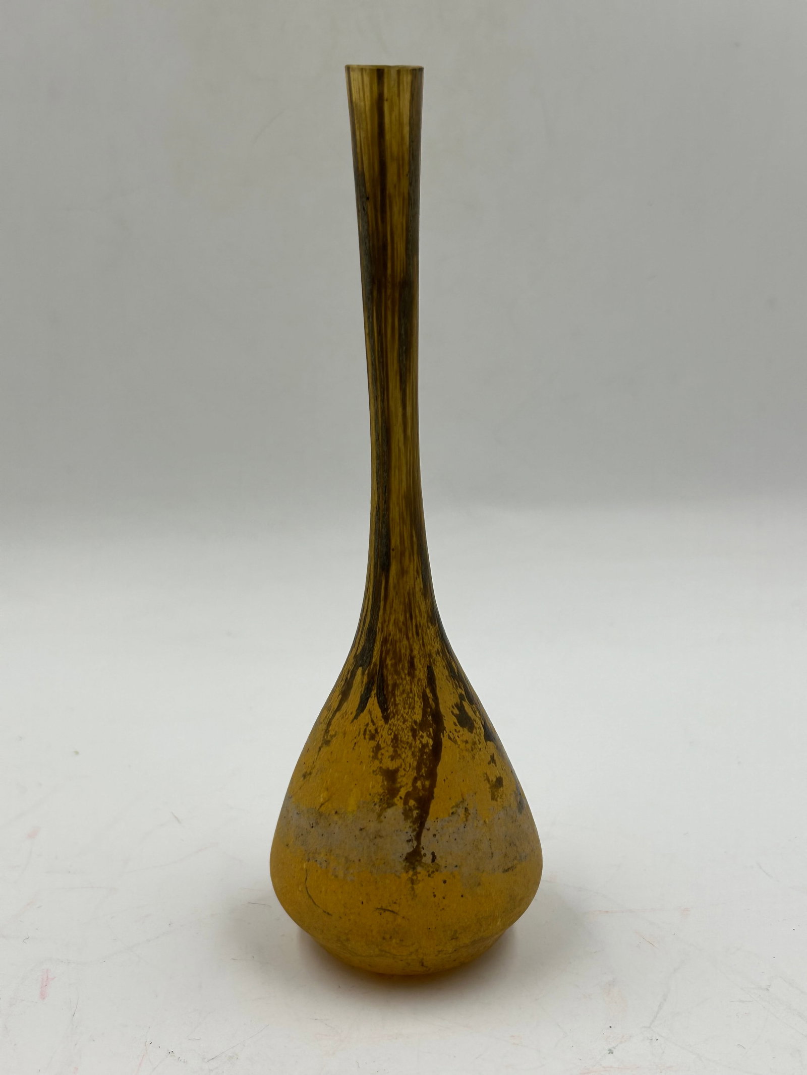 Daum Nancy Cameo Glass Vase H: 6.2" Diam: 2" France (1 of 4)