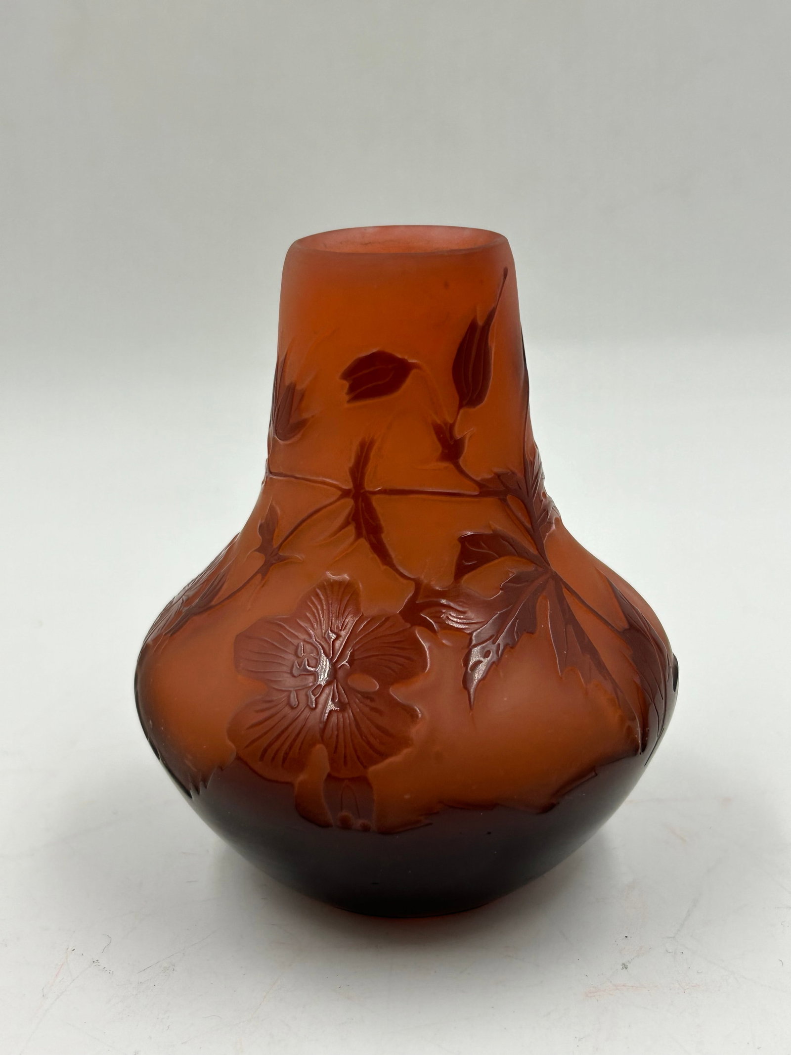 Galle Cameo Glass Vase Art Nouveau H: 4" Diam: 3.3" France: We have an in-house shipping department to ensure your post-purchase processing is as easy as possible. We encourage you to call us 561-2129413 or contact carstensgalleries@yahoo.com if you have any f