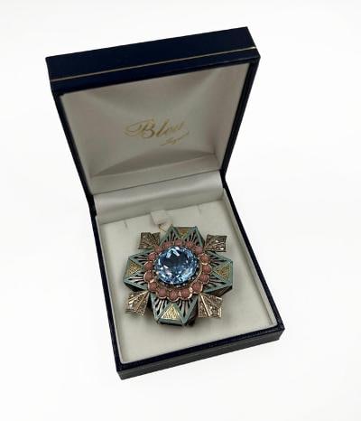 Sterling Silver, Enamel & Crystal Catalan Brooch 1" x 2" Spain: We have an in-house shipping department to ensure your post-purchase processing is as easy as possible. We encourage you to call us 561-2129413 or contact carstensgalleries@yahoo.com if you have any f