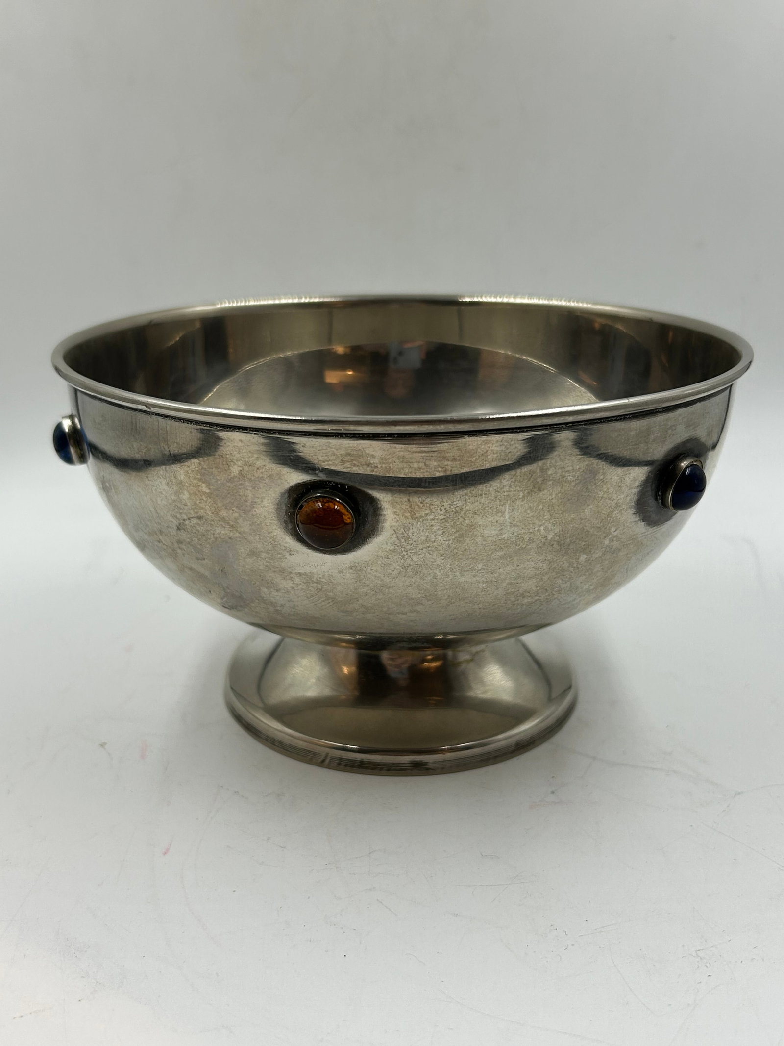 Bulgary Art Deco Silverplate Centerpiece H: 4" Diam: 7": We have an in-house shipping department to ensure your post-purchase processing is as easy as possible. We encourage you to call us 561-2129413 or contact carstensgalleries@yahoo.com if you have any f