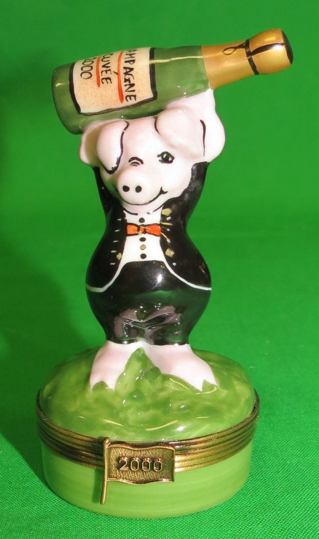 Limoges Hand Painting Box (France original): .Est. Shipping = $ 12 to USA