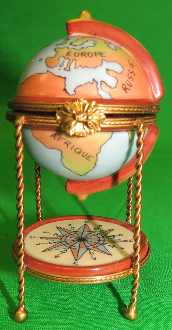 Limoges Hand Painting Box (France original): .Est. Shipping = $ 12 to USA