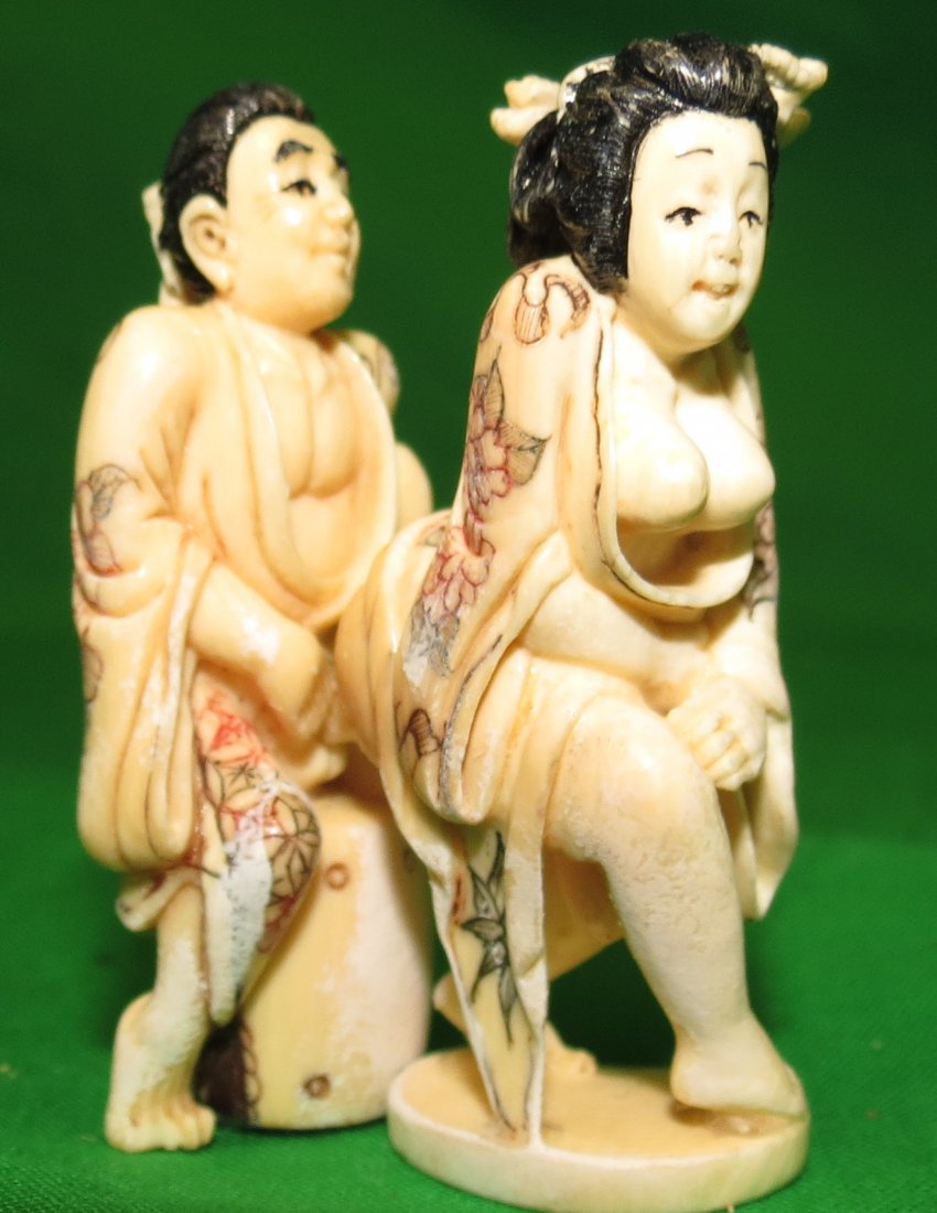 Erotic ivory Netsuke: .Est. Shipping = $ 12 to USA