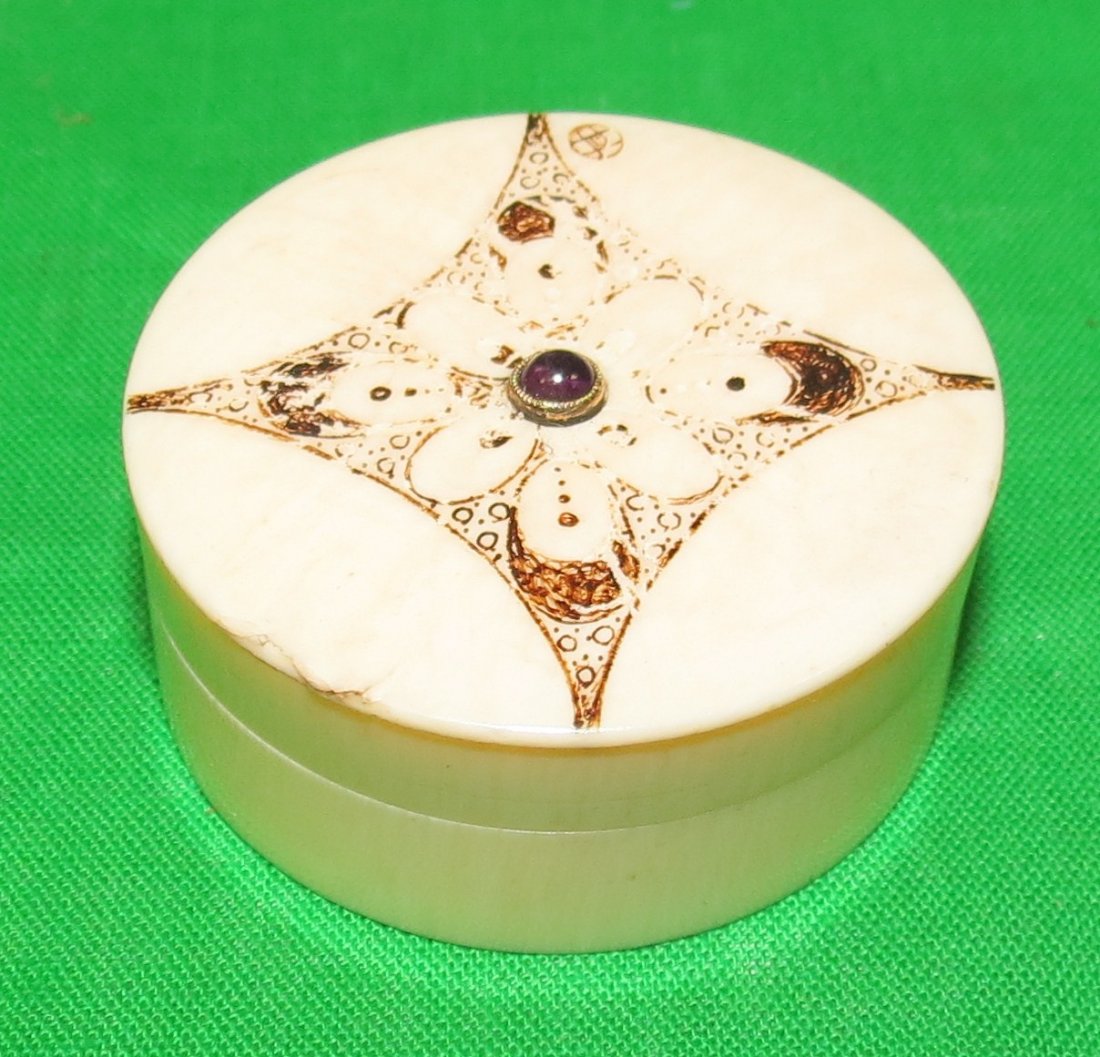 Ivory Pill Box H: 0.5" Dia: 1.5": .Est. Shipping = $ 12 to USA