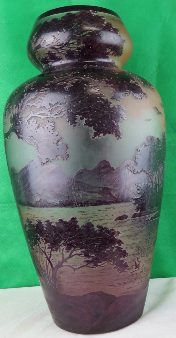 Cameo Glass Vase VAL France 1920 H: 15.5": Valt Saint Lambert Est Shipping = $ 50 To U.S
