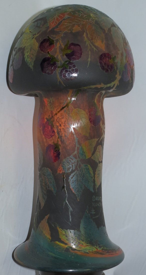 Daum Nancy Lamp not wired: H-17" Dia.8" Est. Shipping = $ 60 to USA