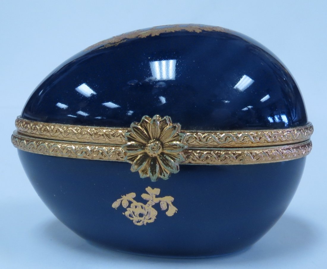 Limoges Pill Box Cobalt Blue w/24k gold signed: Est Shipping to USA $ 10