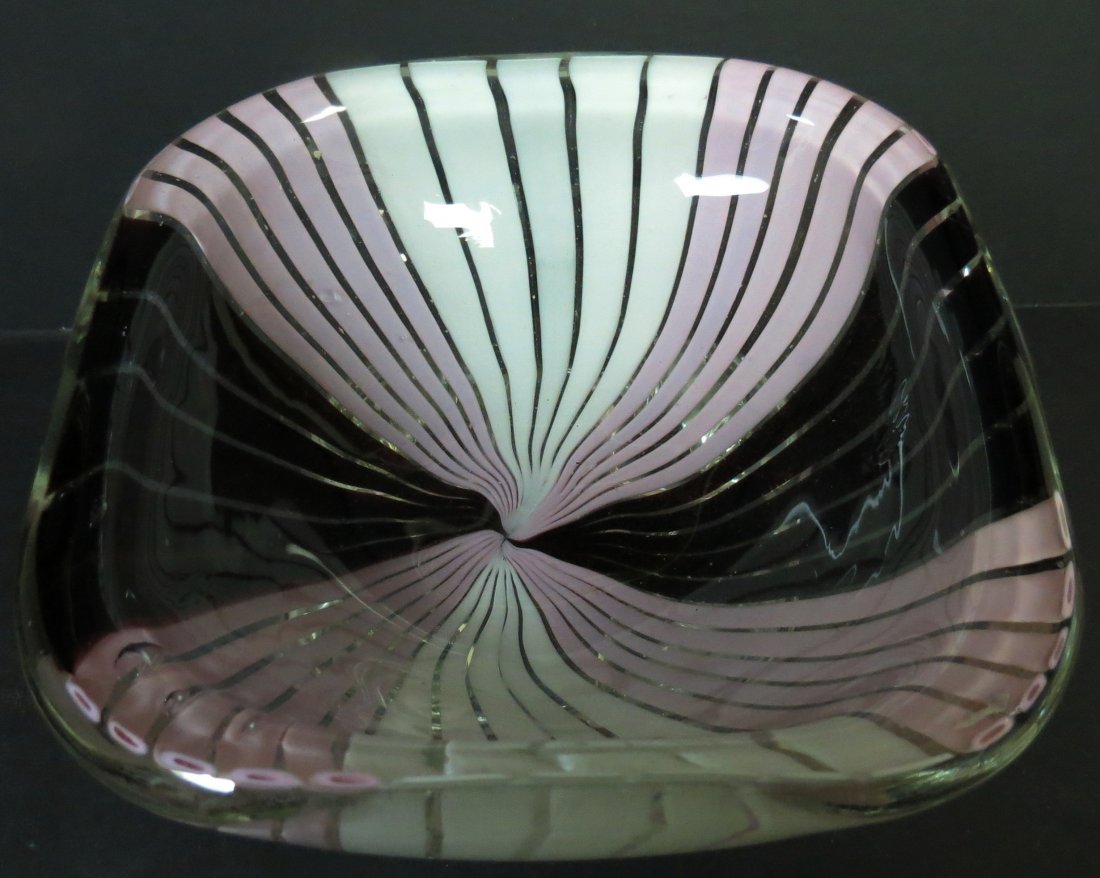 Murano Art Deco Centerpiece H: 4.5" W: 7" D: 7" (1 of 3)