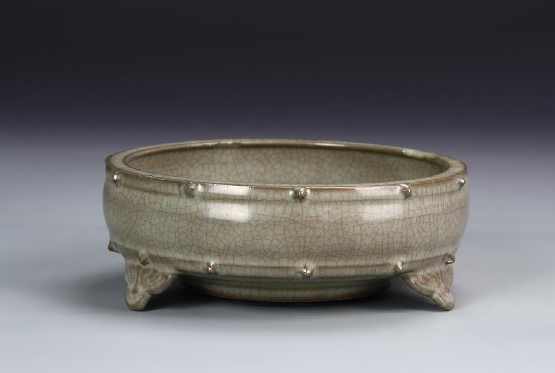 Chinese Guan-Type Narcissus Bowl (1 of 7)