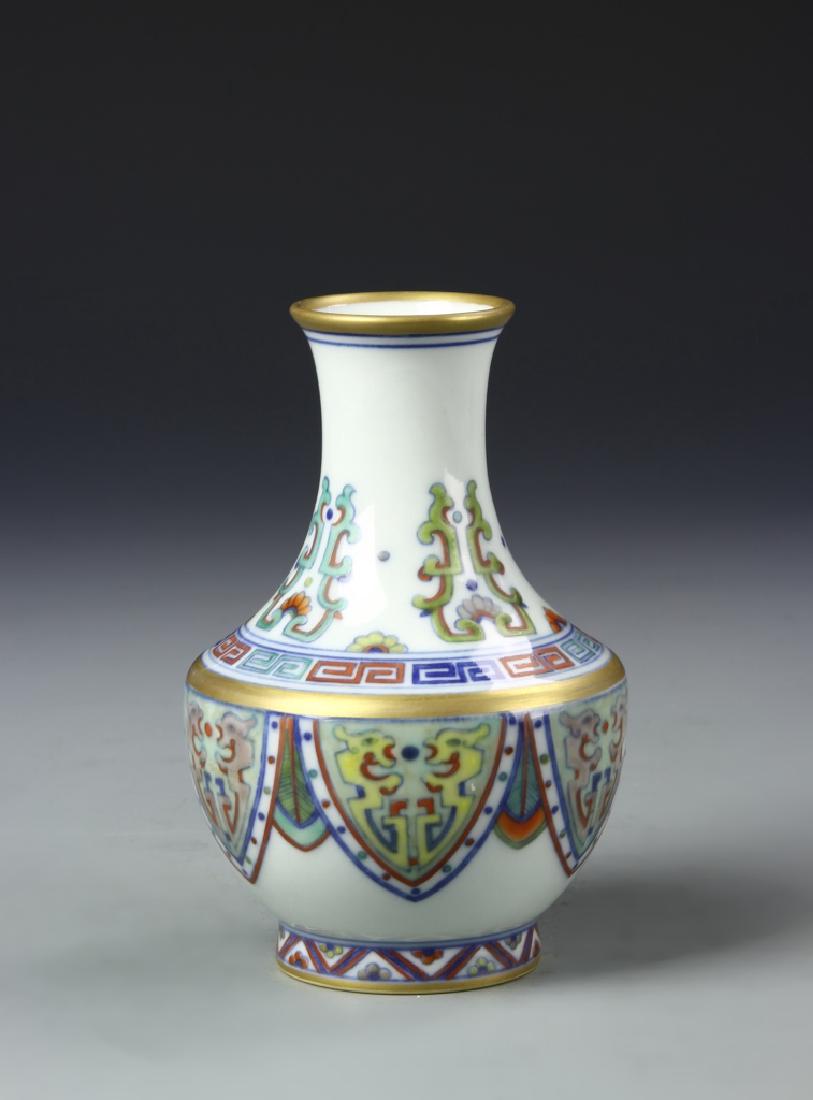 Chinese Doucai Vase (1 of 6)