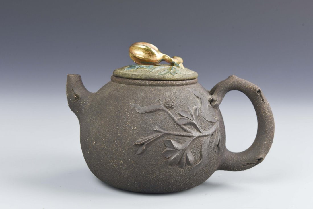 Chinese Yixing Teapot (1 of 7)