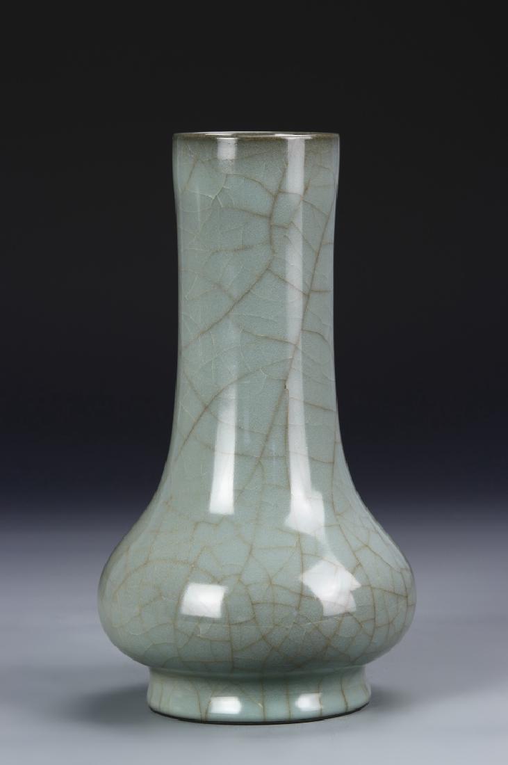 Chinese Guan-Type Bottle Vase (1 of 7)