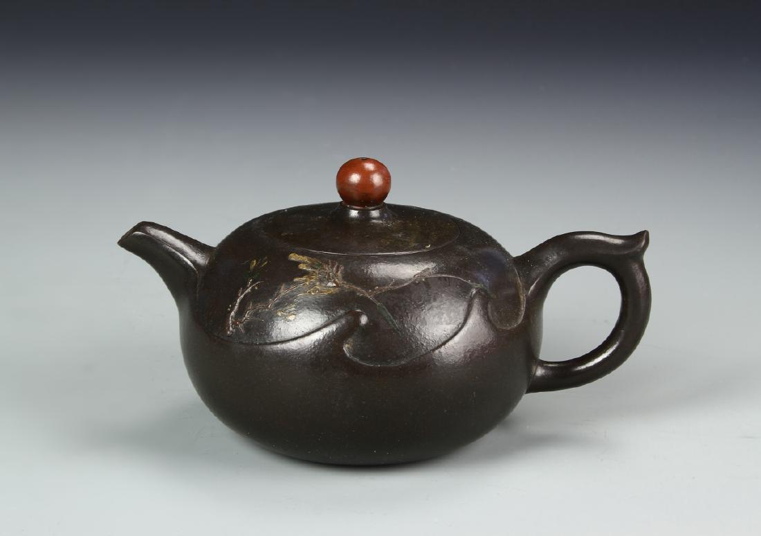 Chinese Yixing Teapot (1 of 3)
