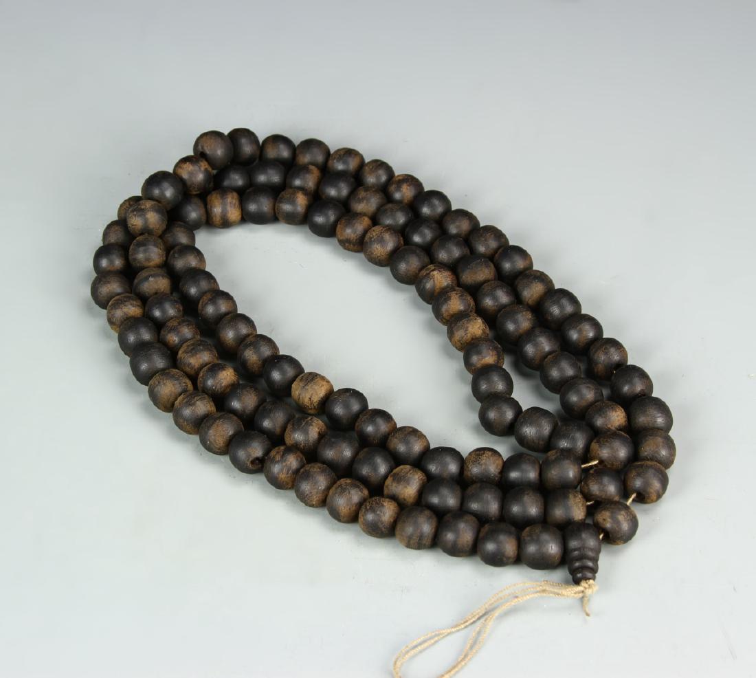 Chinese Chenxiang Wood Prayer's Bead (1 of 2)