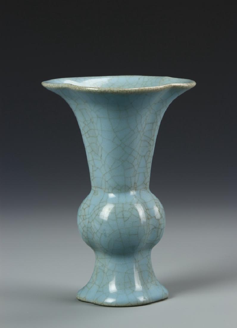 Rare K'uan-Type "Gu" Vase (1 of 8)