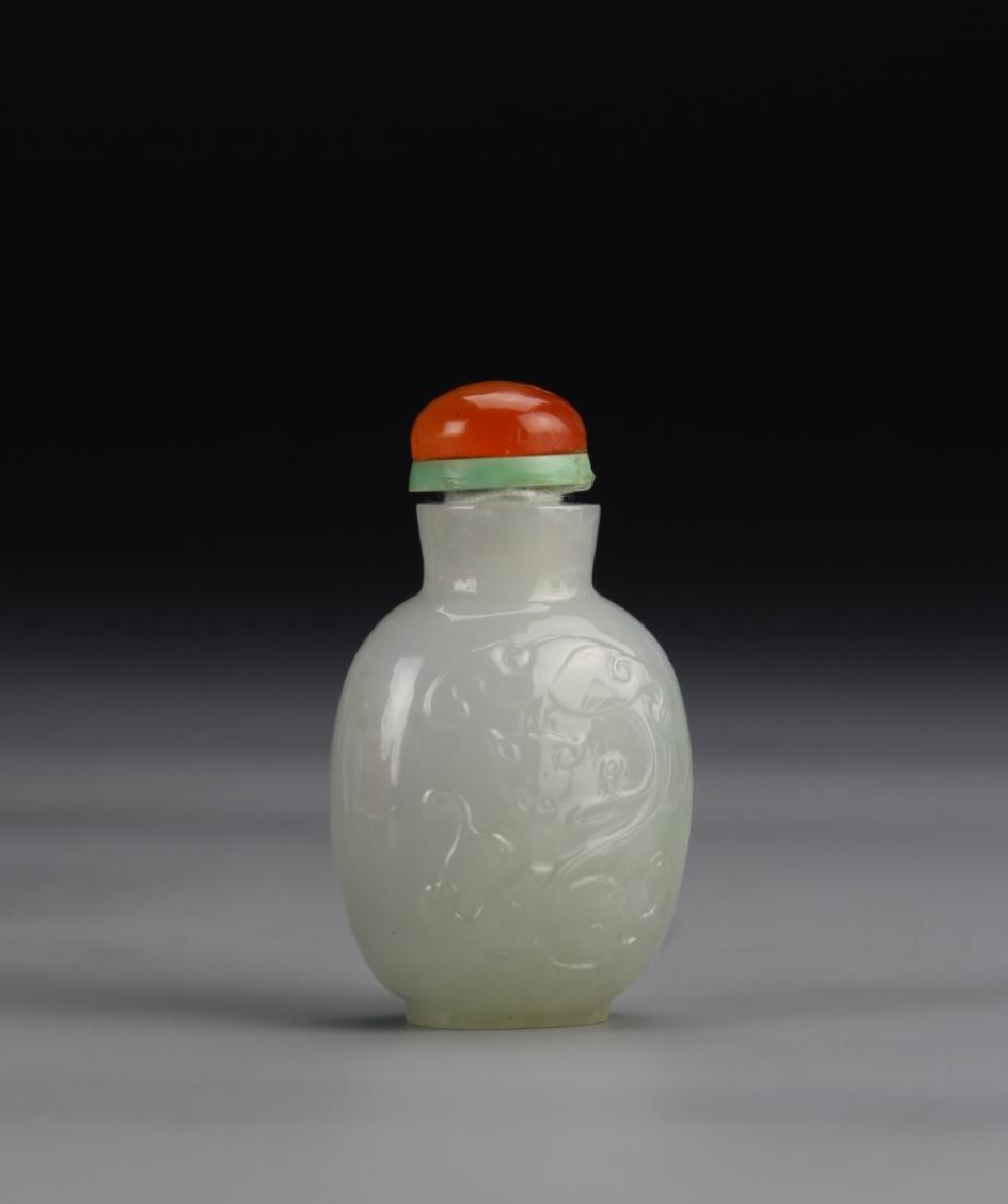 Chinese Jadeite Snuff Bottle (1 of 3)