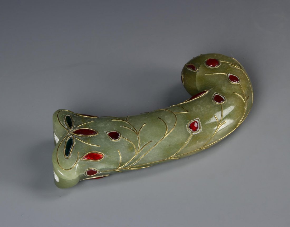Indian Green Jade Carved Dagger Handle (1 of 2)