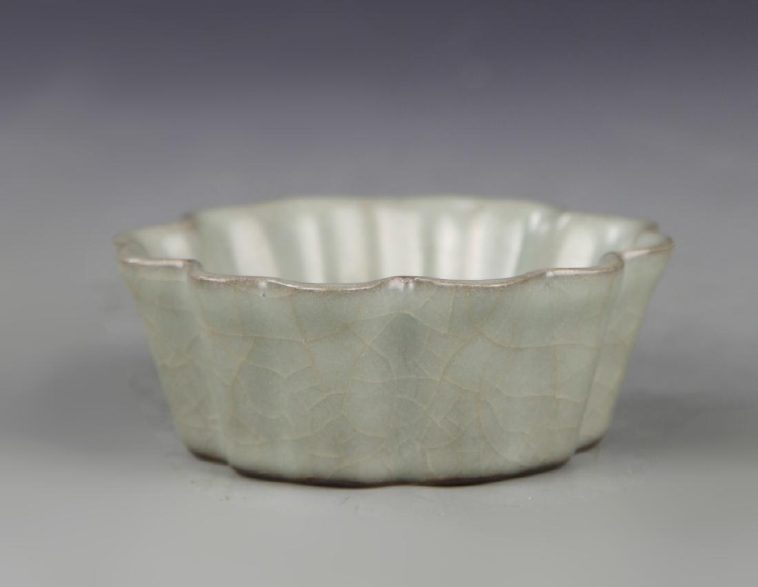 Chinese Guan Yao Brush Washer (1 of 3)