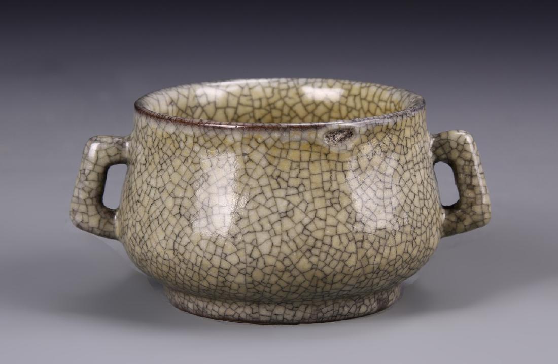 Guan-Type Crackle Glazed Censer (1 of 7)