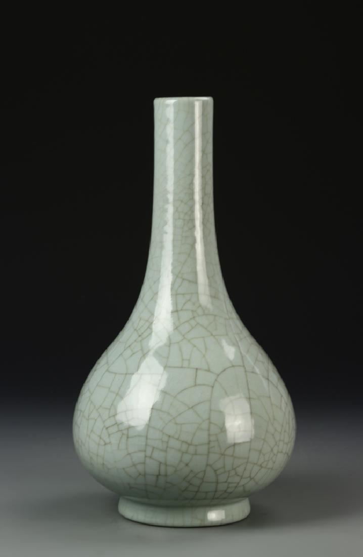 Chinese Geyao Vase (1 of 6)
