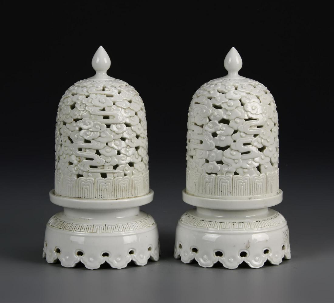 Chinese A Pair Of White Glazed Censers (1 of 5)