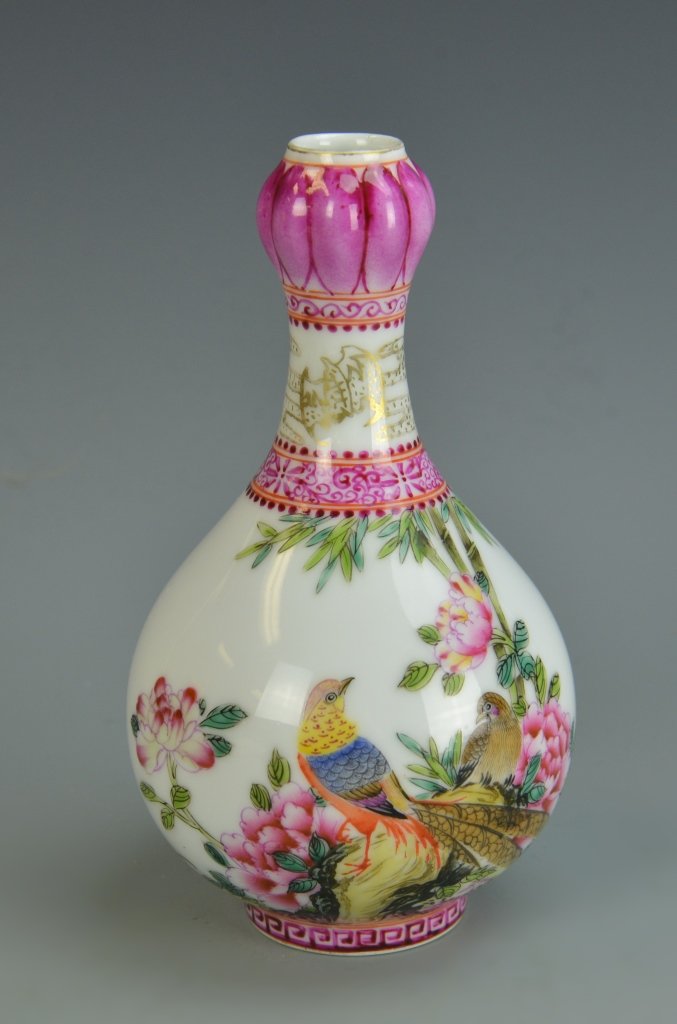 Chinese Famille Rose Garlic Head Vase (1 of 4)