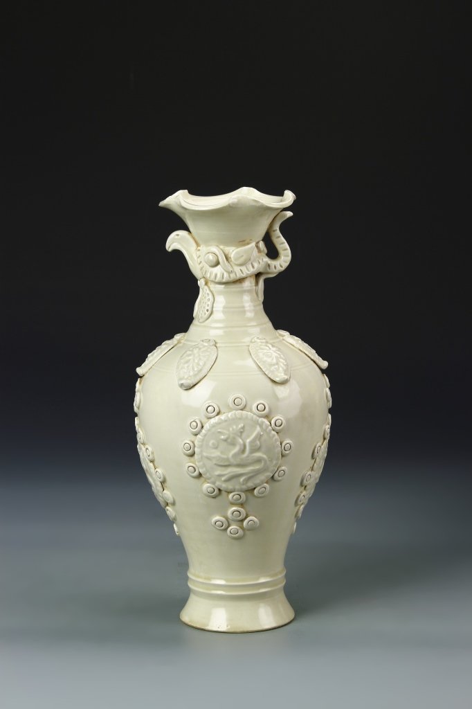 Chinese Ding Yao Vase (1 of 6)