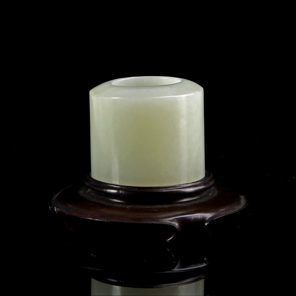 Chinese Jade Thumb Ring (1 of 3)