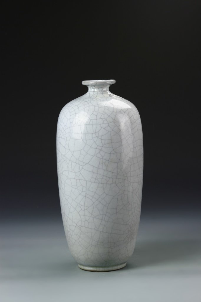 Chinese Ge Yao Vase (1 of 5)