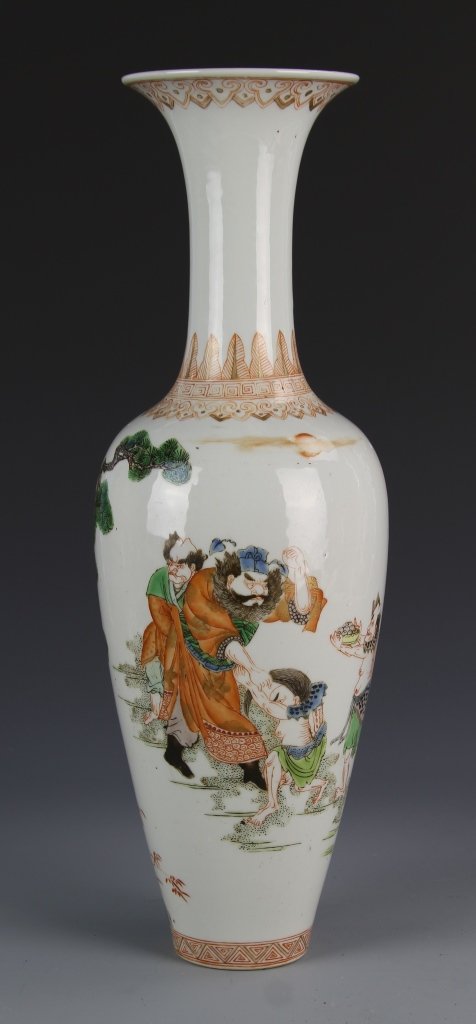 Chinese Wucai Vase (1 of 6)