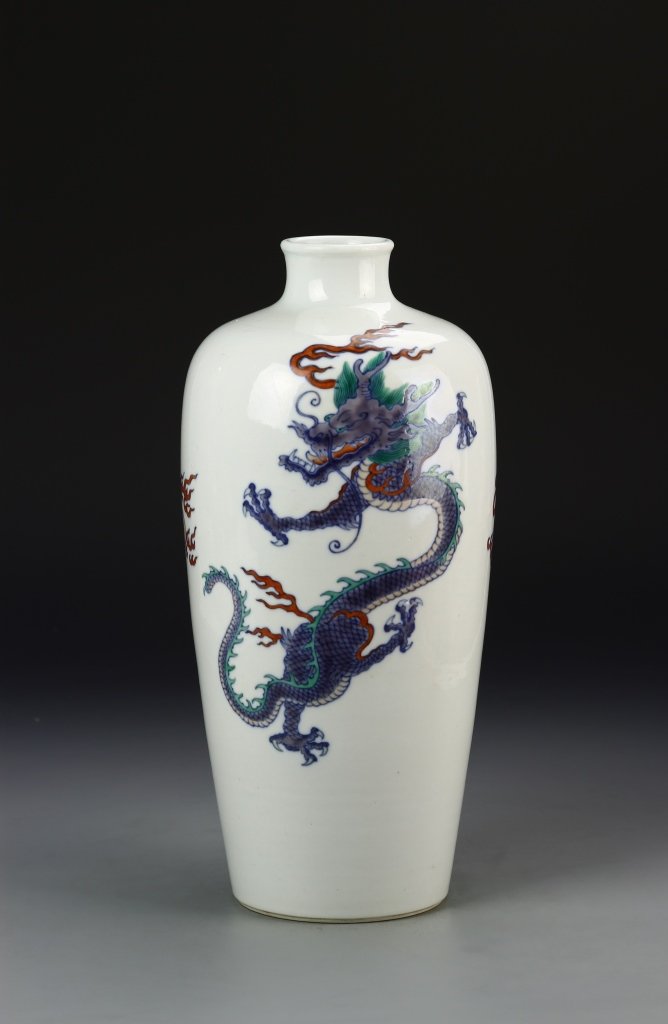 Chinese Doucai Dragon Vase (1 of 5)