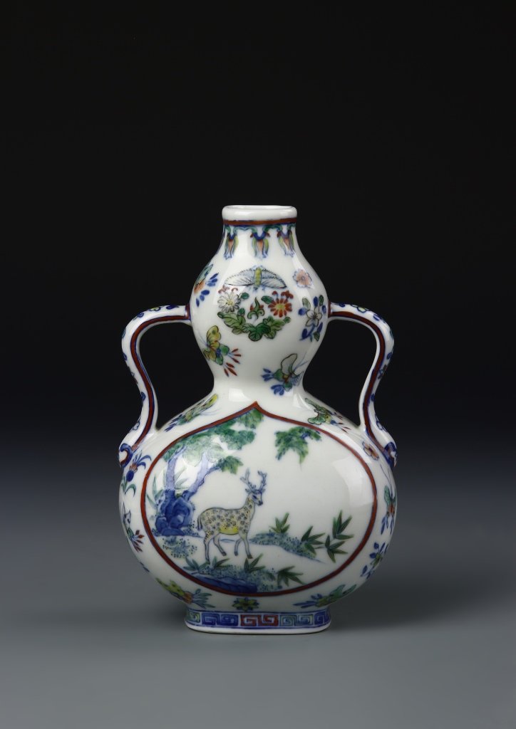 Chinese Doucai Vase (1 of 7)