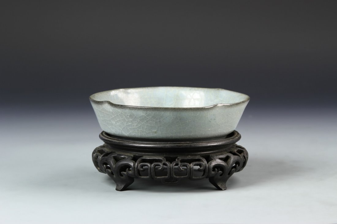 Chinese Brush Washer (1 of 8)