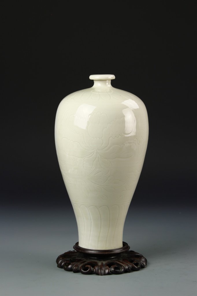 Chinese Song Ting Ware Meiping (1 of 9)