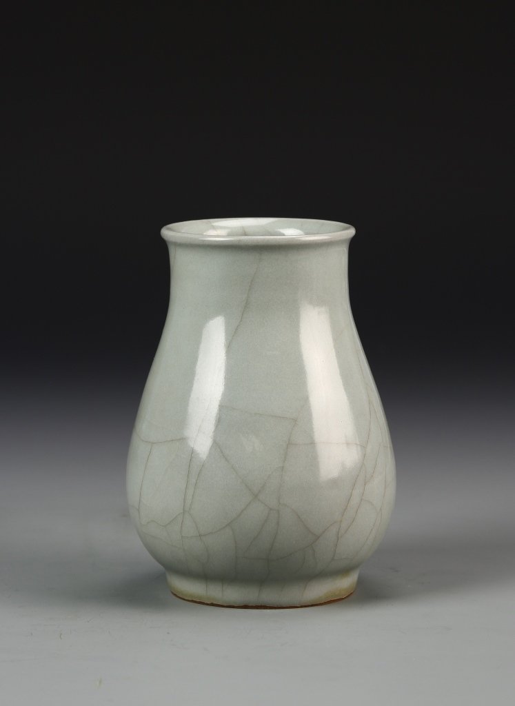 Chinese Song Longchuan Hu Vase (1 of 5)
