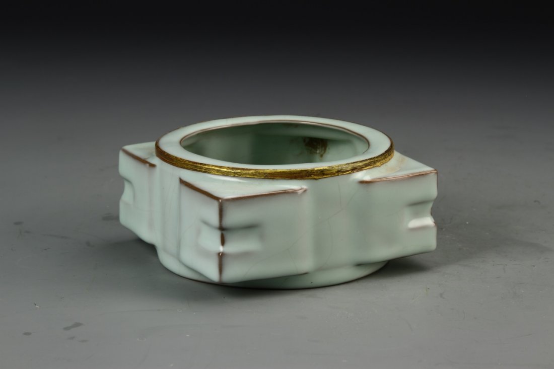 Chinese Celadon Glazed Brush Washer (1 of 6)