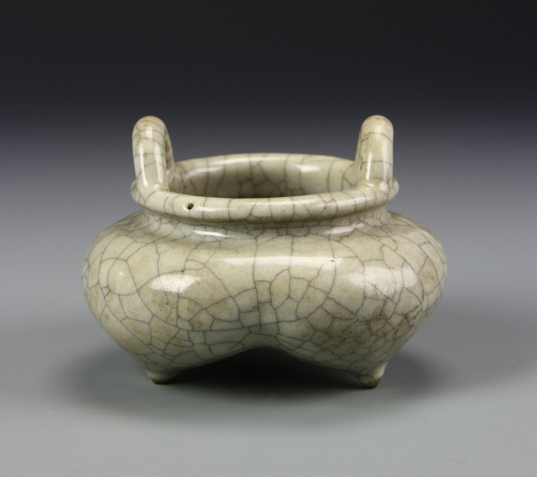 Chinese Geyao Tripod Censer (1 of 4)