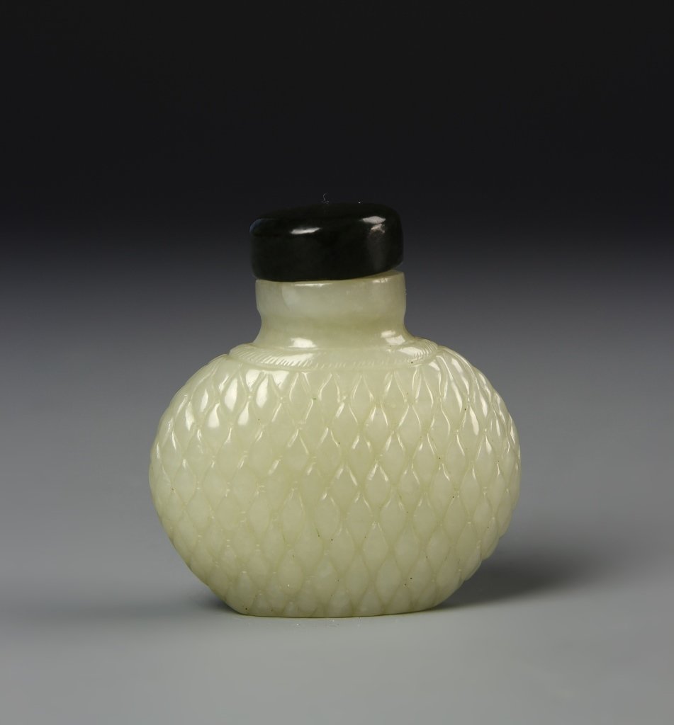 Chinese Jade Snuff Bottle (1 of 4)