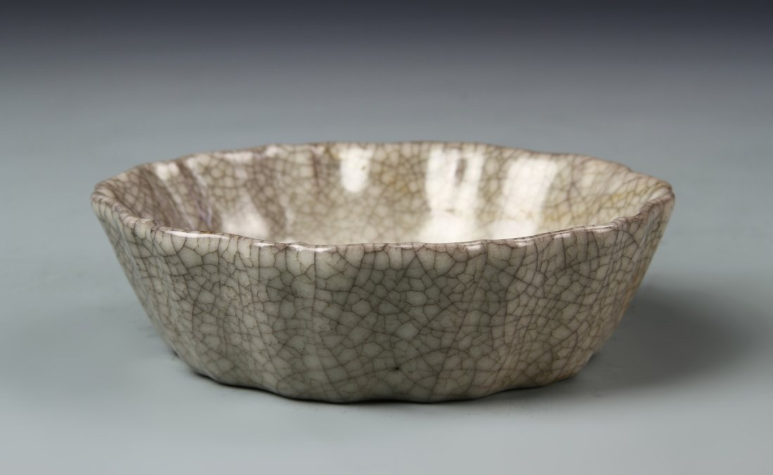 Rare Chinese Sung Kwan-Ware Brushwasher (1 of 6)