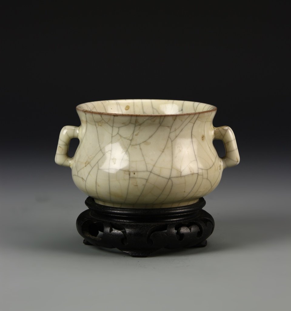 Chinese Ge-Type Censer (1 of 8)