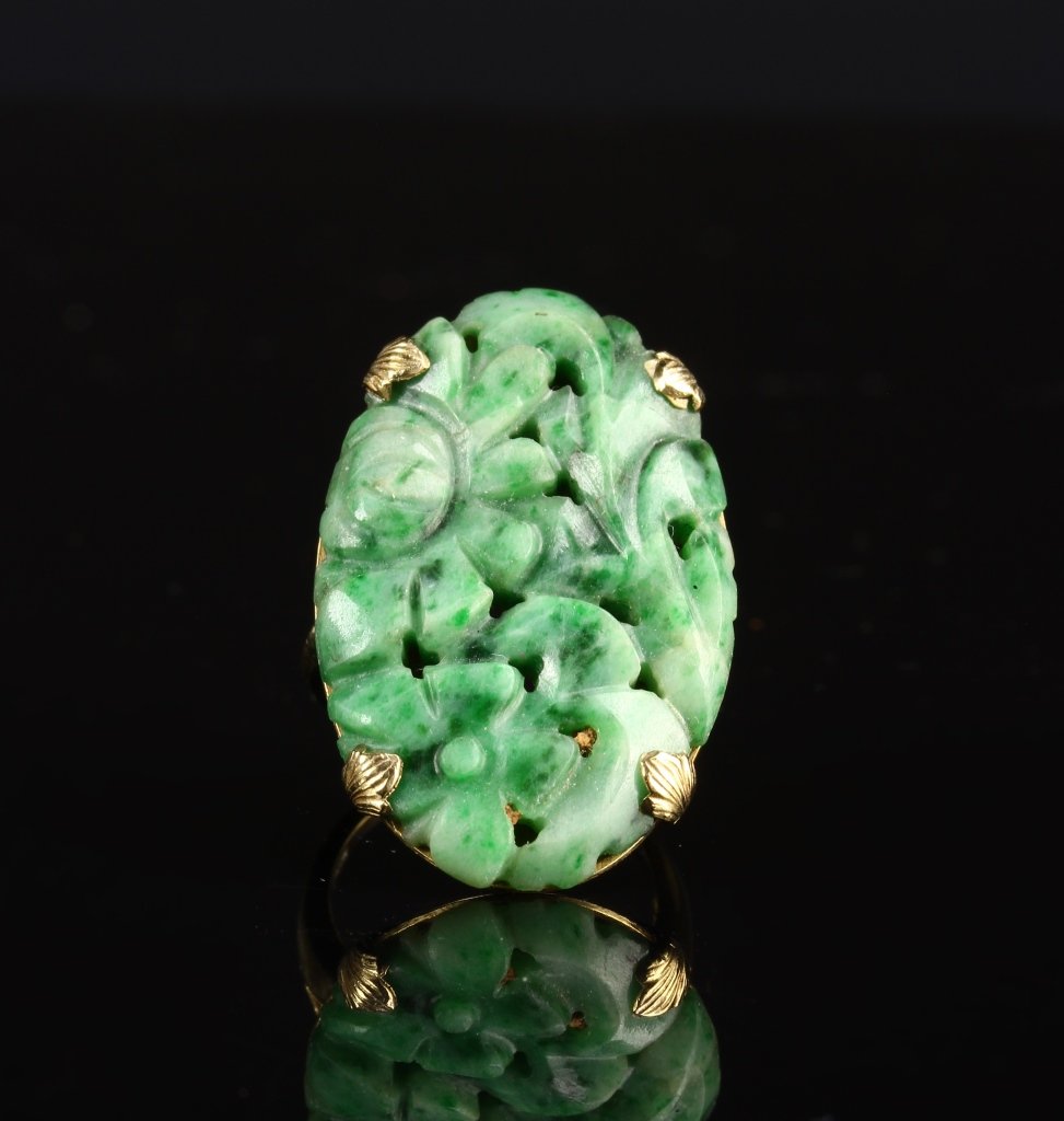 Chinese Jadeite and Gold Ring (1 of 3)